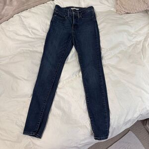 Levi’s 311 Shaping Skinny Jeans Size 27 Dark Wash